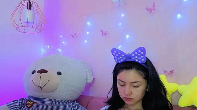 april bennett online show from 01.08.26