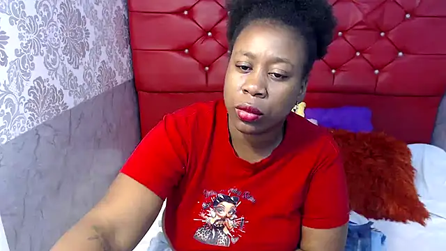 Snapshot of amijacobs chatting on 11.28.25 amijacobs online show from 11.28.25