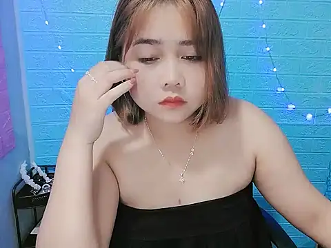 Nhan7868 online show from 10.13.25