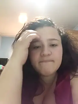 Snapshot of alahia_sw chatting on 11.05.25 alahia sw online show from 11.05.25