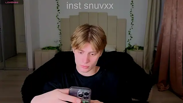 LouieEvans online show from 10.29.25