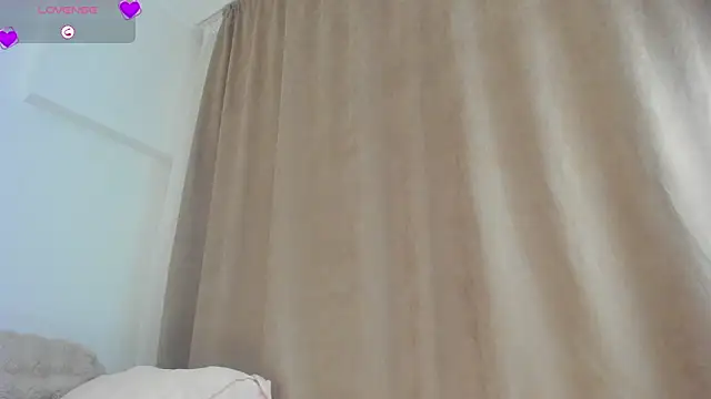 dark summer online show from 04.01.26