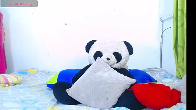 Snapshot of Gracce-Smith chatting on 11.05.25 Gracce-Smith online show from 11.05.25