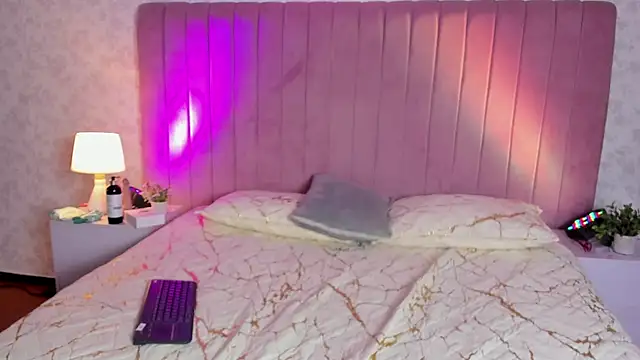 RobinBennett online show from 10.02.25