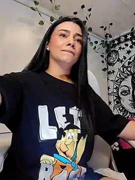 Snapshot of MarilynWhite_ chatting on 11.24.25 MarilynWhite online show from 11.24.25