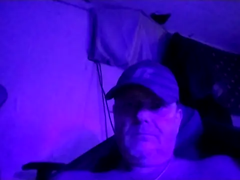 Snapshot of WiltedYeller chatting on 07.08.26 WiltedYeller online show from 07.08.26