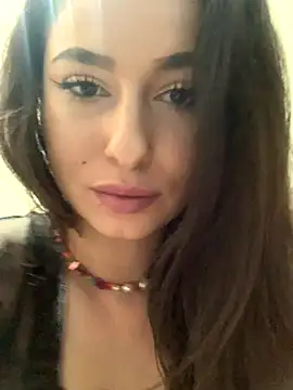 Snapshot of SunnyDane chatting on 11.16.25 SunnyDane online show from 11.16.25