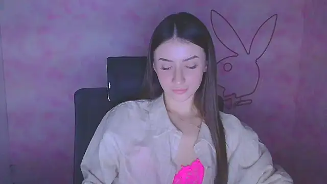 AlisaBubbles online show from 10.13.25