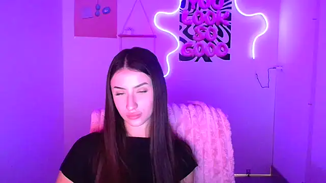 AlisaBubbles online show from 11.17.25