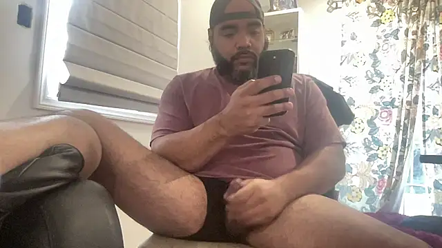 Snapshot of allcocknogames chatting on 11.08.25 allcocknogames online show from 11.08.25