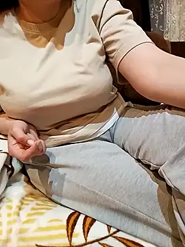 Snapshot of whiteprincesse chatting on 09.10.25 whiteprincesse online show from 09.10.25