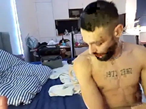 Snapshot of Malcom2f chatting on 03.01.26 Malcom2f online show from 03.01.26