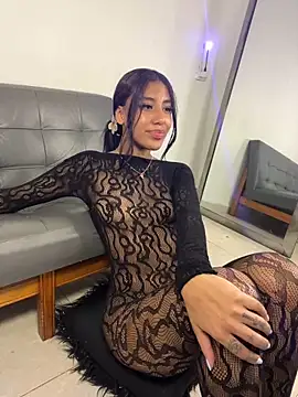 Snapshot of Deysha_Garcias chatting on 11.08.25 Deysha Garcias online show from 11.08.25