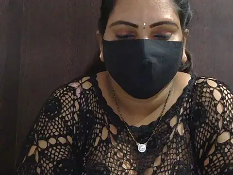 Snapshot of Nisha-telugu chatting on 12.01.25 Nisha-telugu online show from 12.01.25