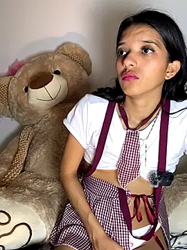 Snapshot of RebecaReslihx chatting on 09.15.25 RebecaReslihx online show from 09.15.25