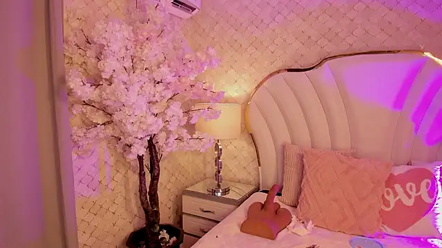 Lauuu2007 online show from 03.08.26