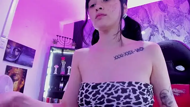 Zoe Rosse00 online show from 10.28.25