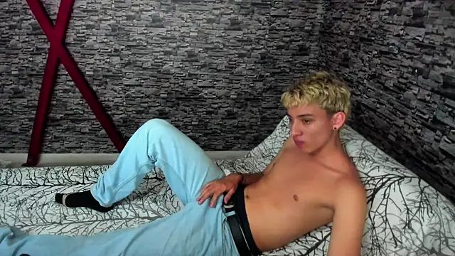 weesley boy online show from 09.11.25