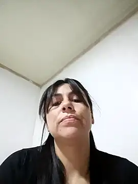 Snapshot of vanessa-titisM chatting on 11.09.25 vanessa-titisM online show from 11.09.25