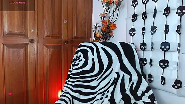 Nimphology online show from 10.18.25
