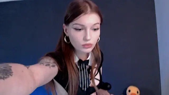 Snapshot of Nutsy_Kitty chatting on 09.17.25 Nutsy Kitty online show from 09.17.25