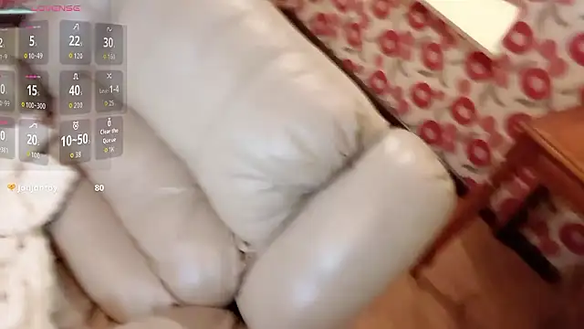 Snapshot of miss-lin chatting on 01.10.26 miss-lin online show from 01.10.26