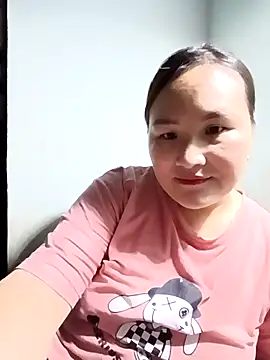 Snapshot of Tamara-a chatting on 02.14.26 Tamara-a online show from 02.14.26