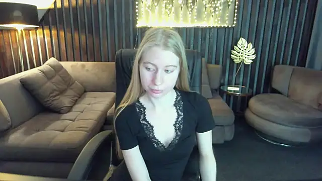 Alina Blonde online show from 05.11.26