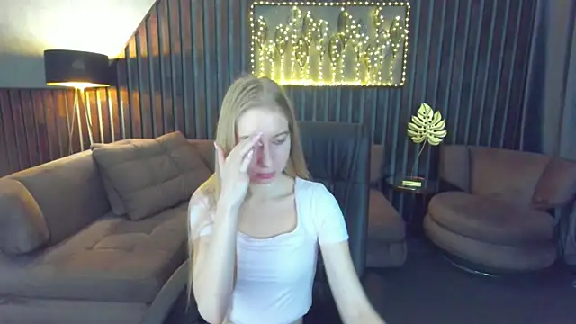 Alina Blonde online show from 05.24.26