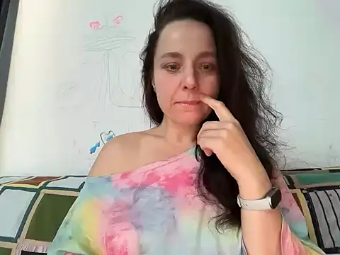 Kalmiraa online show from 07.18.26