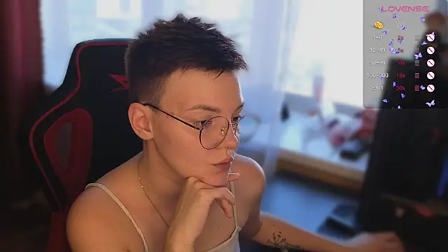 KrisNeal online show from 09.14.25