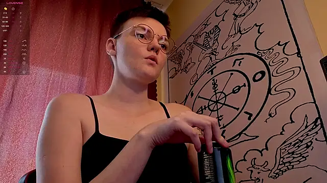 KrisNeal online show from 09.26.25