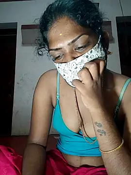 Snapshot of Tamil_Kavitha chatting on 10.16.25 Tamil Kavitha online show from 10.16.25