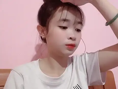 Snapshot of Suna7383 chatting on 10.01.25 Suna7383 online show from 10.01.25