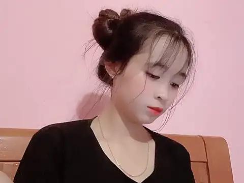 Snapshot of Suna7383 chatting on 10.13.25 Suna7383 online show from 10.13.25