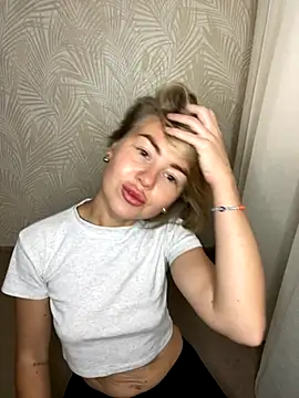 MartaLuna  online show from 09.27.25