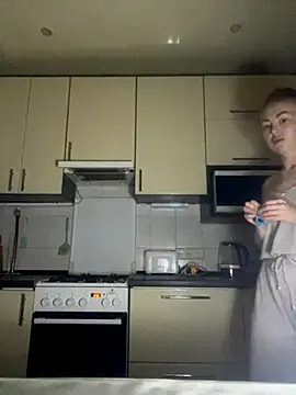 MartaLuna  online show from 11.24.25