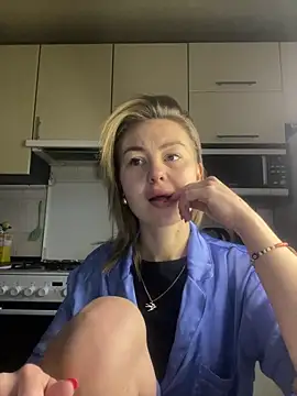 MartaLuna  online show from 02.20.26