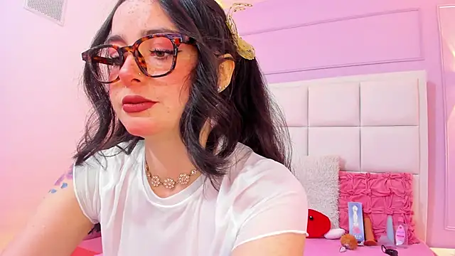 Ashleypetit online show from 02.17.26