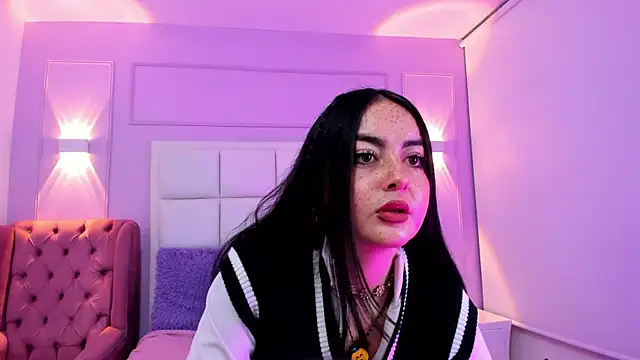 Ashleypetit online show from 06.20.26