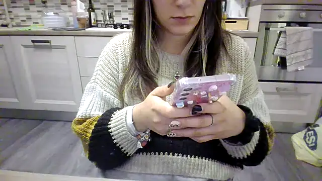 Camaleontica online show from 10.14.25