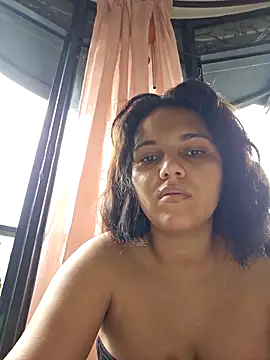 Snapshot of MaoMaoLa chatting on 11.08.25 MaoMaoLa online show from 11.08.25