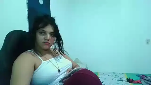 Snapshot of MaoMaoLa chatting on 11.16.25 MaoMaoLa online show from 11.16.25