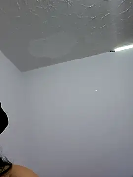 Snapshot of MaoMaoLa chatting on 11.23.25 MaoMaoLa online show from 11.23.25