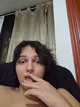 Snapshot of MaoMaoLa chatting on 11.28.25 MaoMaoLa online show from 11.28.25