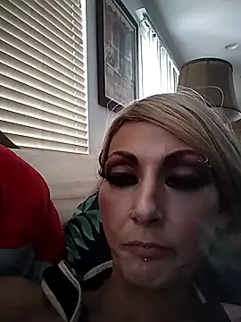 Snapshot of felony000 chatting on 09.28.25 felony000 online show from 09.28.25