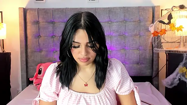 Linda Fosterr online show from 11.04.25