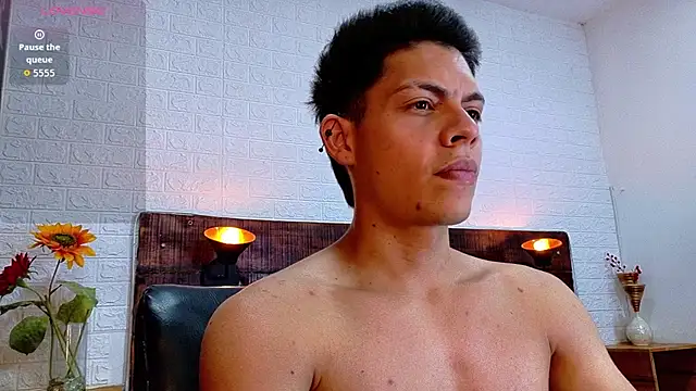 Snapshot of JhosuaVega chatting on 11.07.25 JhosuaVega online show from 11.07.25