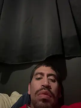 Snapshot of busnfatnutsLildee chatting on 11.15.25 busnfatnutsLildee online show from 11.15.25