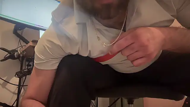 Snapshot of jasoncali305 chatting on 10.25.25 jasoncali305 online show from 10.25.25